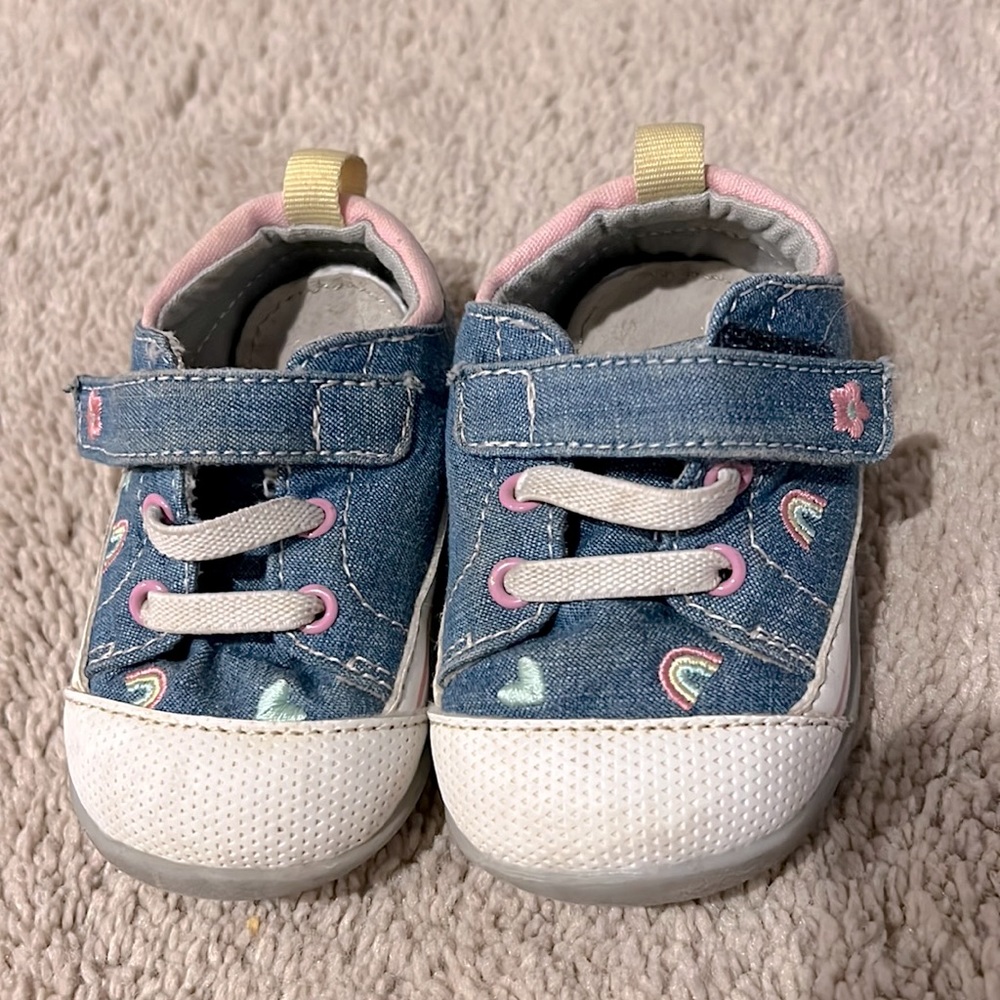 See Kai Run size 4.5 Stevie first walker sneakers